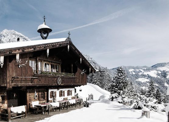 Die exklusive Lodge liegt auf 1.350 m Seehöhe