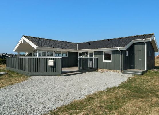 "Riste" - 450m from the sea in NW Jutland