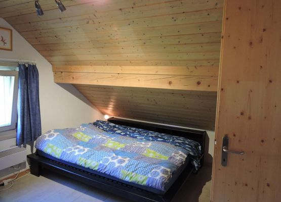 Schlafzimmer 3
Bett 140x200 cm