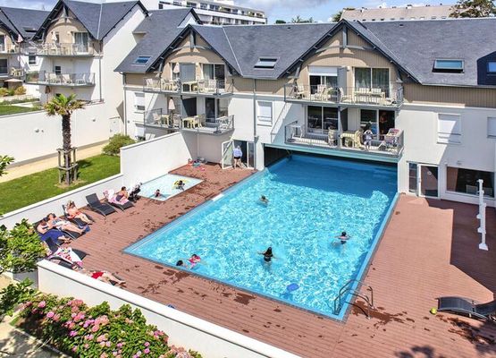 Studio in the residence Les Jardins d'Arvor - 150m from the beach